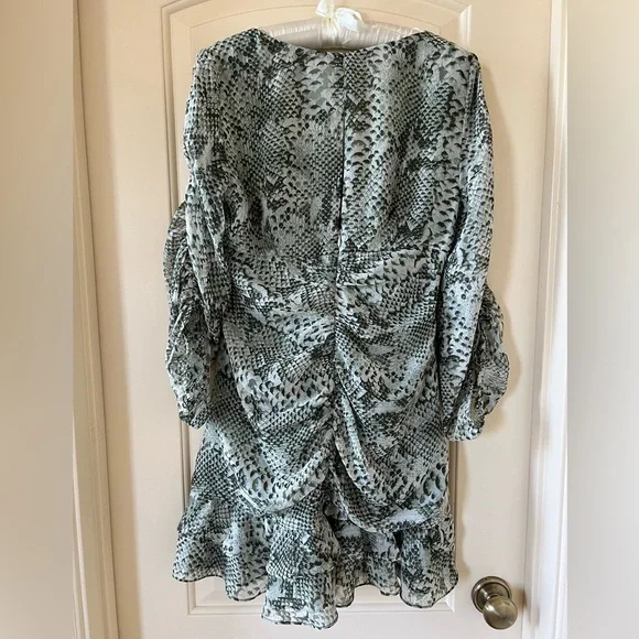 *NEW* ZARA SNAKESKIN DRESS (WOMEN’S LARGE) - Picture 2 of 2